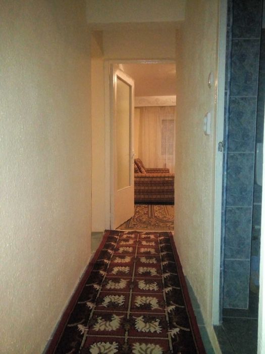 închiriez apartament 2 camere