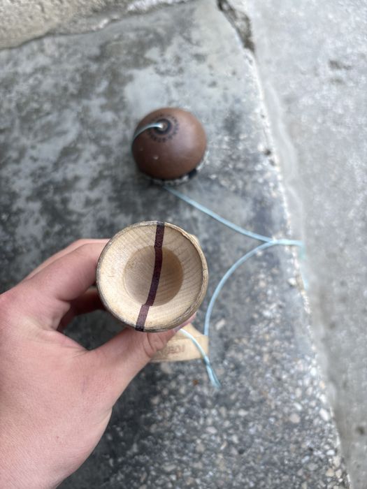 Kendama sweets brkoen shape