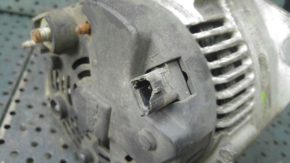 Alternator 1.9 dti renault clio 2 2542327b a13vi253