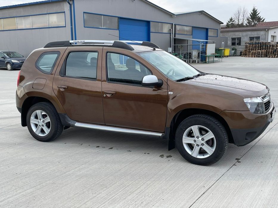 Dacia Duster diesel ,2011 4x4 la buton