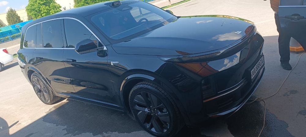 Срочно продается автомобиль Li-9