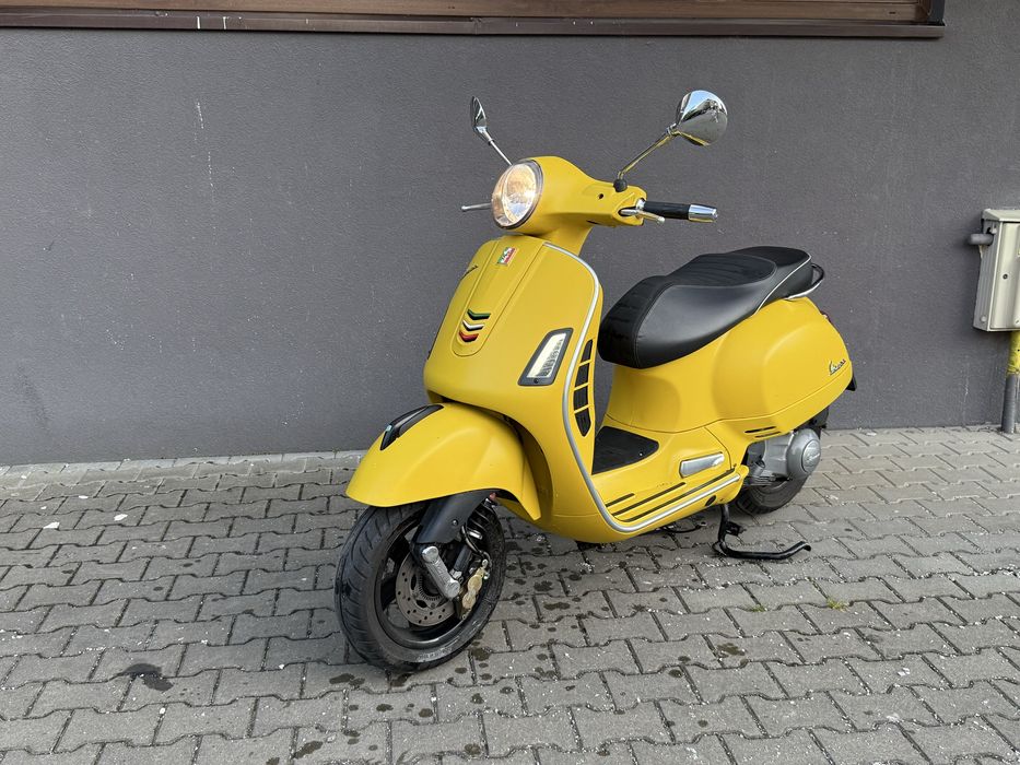 Piaggio Vespa 300 gts 2018