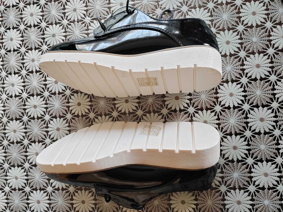 Дамски обувки Bestelle