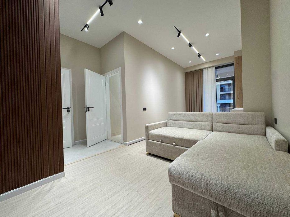 Срочно!! 2* ком с ремонтом 2/9/13 ЖК «Imperial Сlub City» вид во двор