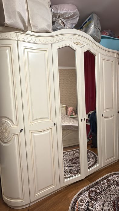 Продам кровать без матраса и шкаф