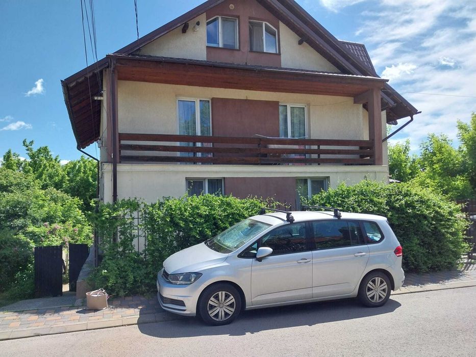 Proprietar, ap de închiriat, 2 dormitoare separate, renovat, Tg Cucu/Podu Fier, 10 min pe jos pana la Medicina