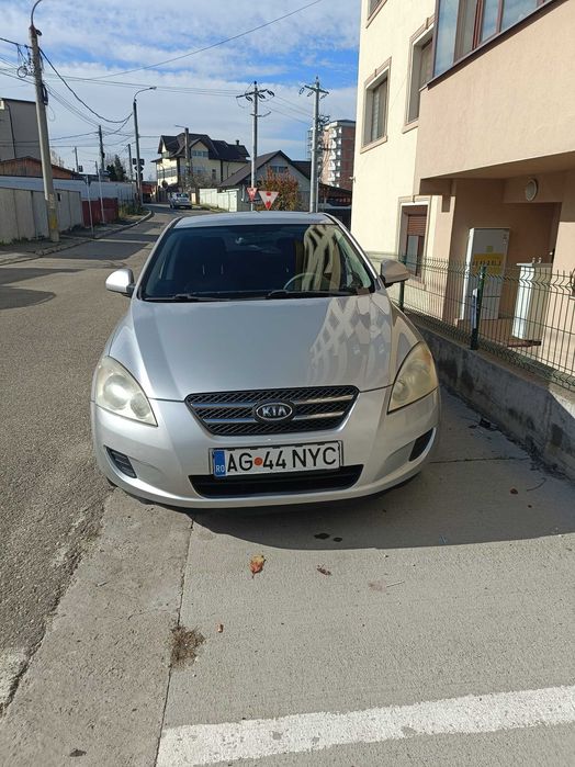Automobil KIA ceed