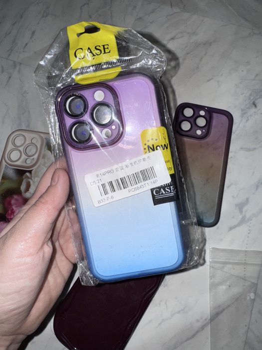 Чехлы на айфон 14 про