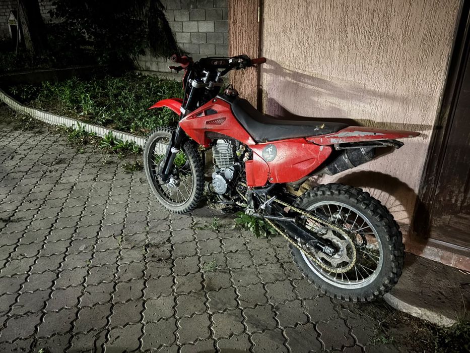 Продам Enduro 06