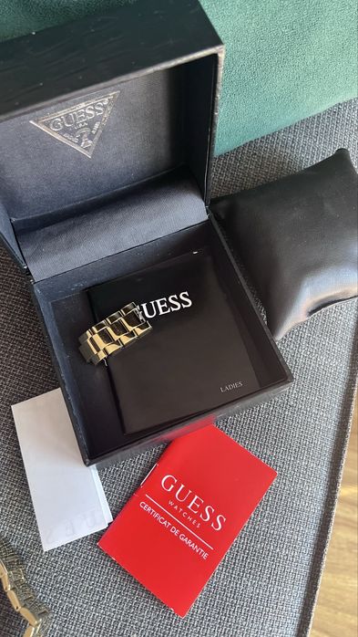 Ceas Guess Neo Prism , cu cutie