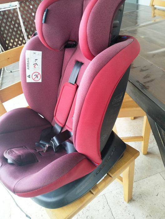 Vând Scaunul auto  Coccolle MYDO !!