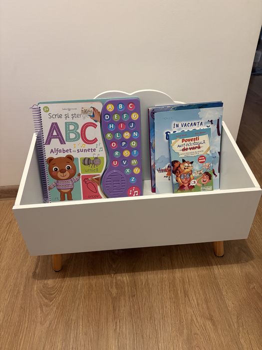 Mobilier/Suport copii: jucarii, plusuri, carti , alb, lemn, scandinav