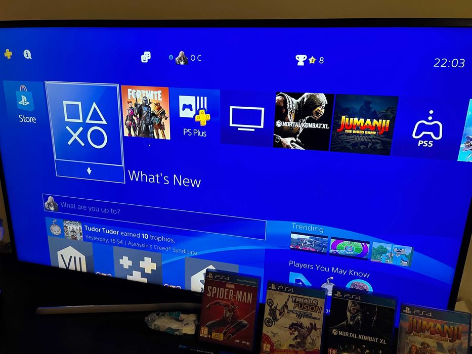 PlayStation 4 Pro 1TB + 4 jocuri | Cutie originală | Stare foarte bună