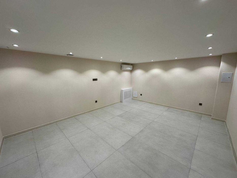 Сдаётся в аренду помещение 110м2+70 Ориентир: Black Star Burger