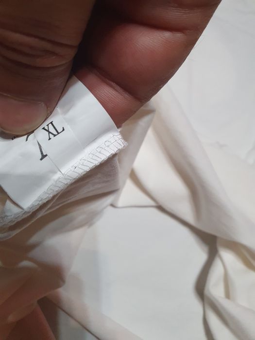 Vând tricou Louis vuitton