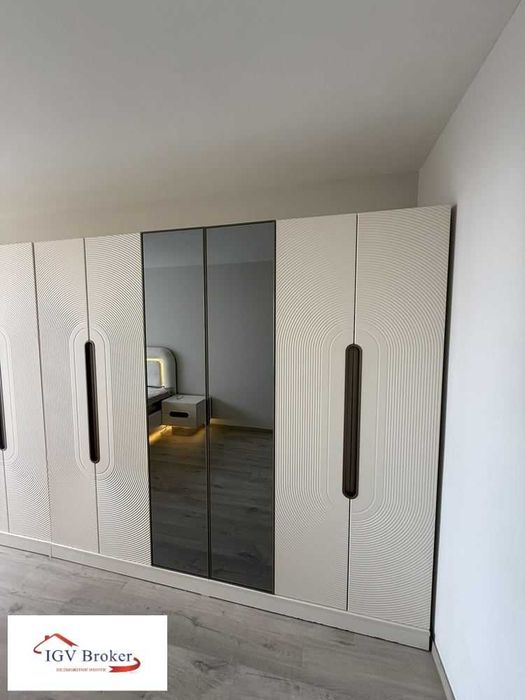 Продава се Тристаен апартамент в София, Банишора - 111 кв.м за 1792 €/кв.м - Снимка #6