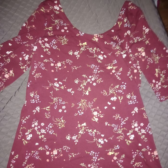 Продам кофточки разные