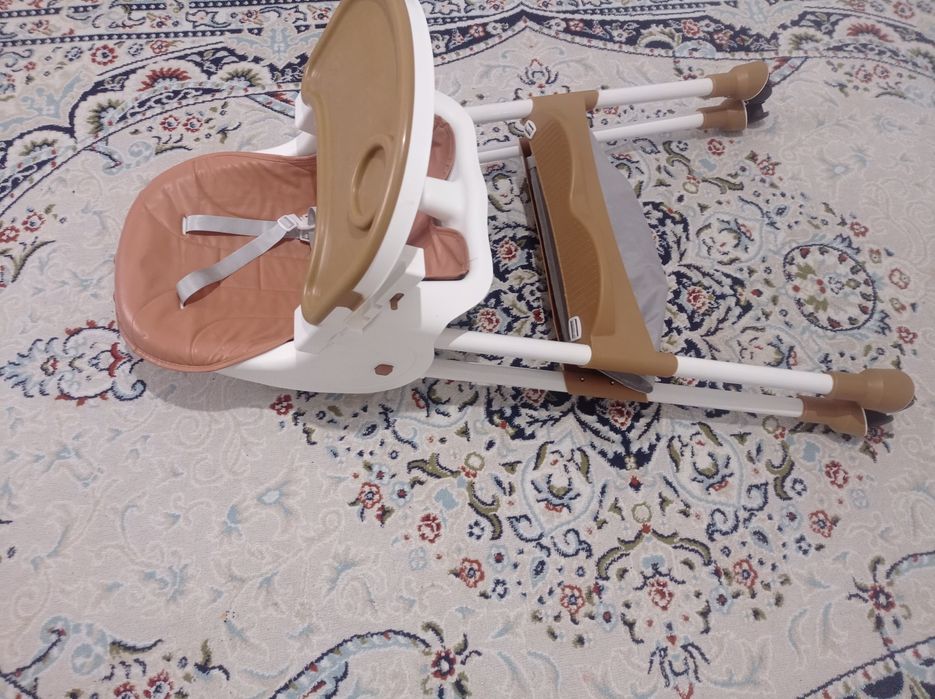 Детское кресло..