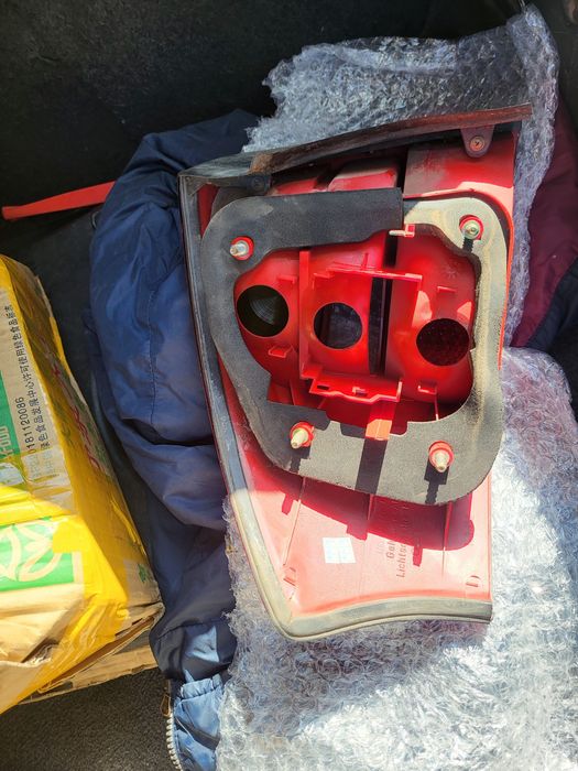 Ауди а6с5 задний  фонарь