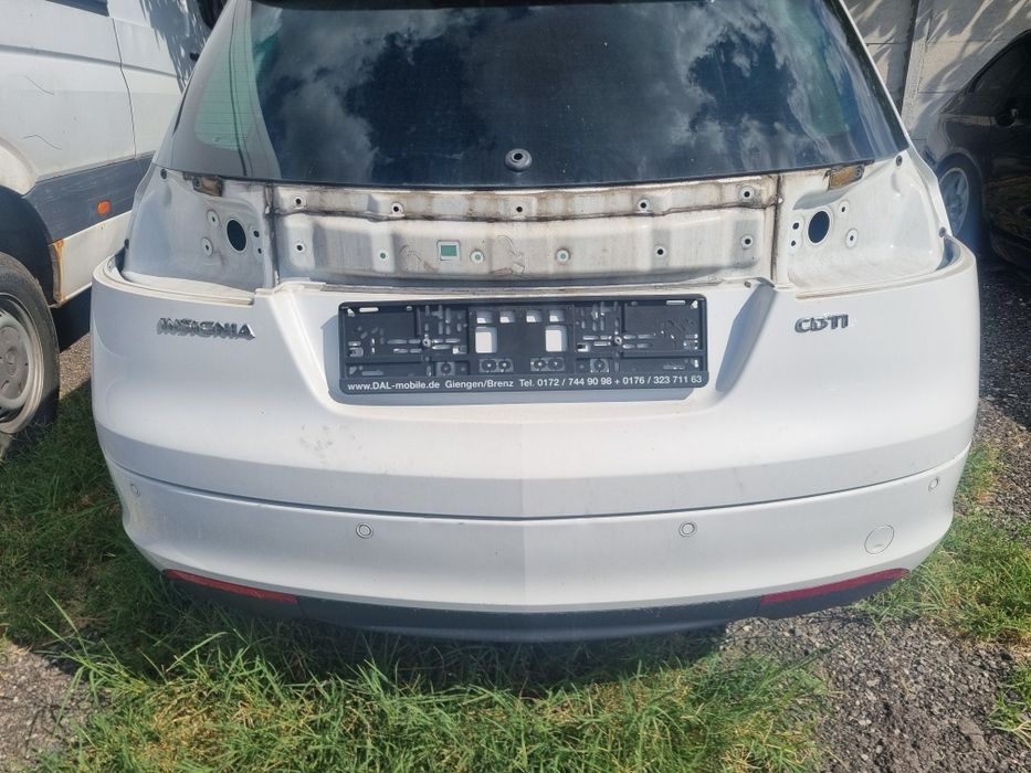 Bara spate complet echipata cu senzori parcare Opel insignia Sports Tourer 2011 break