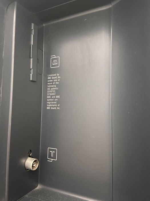 Телевизор SONY Bravia LCD COLOUR TV