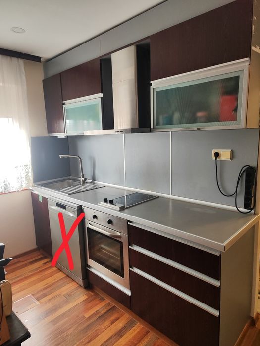 Много запазена кухня