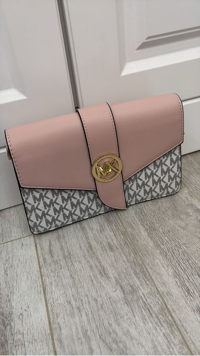 Сумки новые 3000тенге 4000тенге