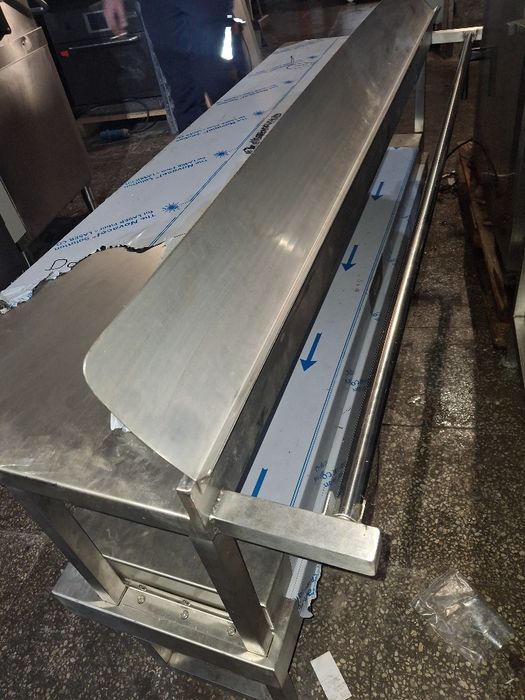 Топъл пас. Топла витрина