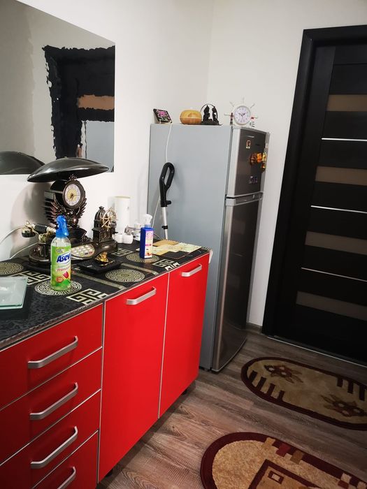 De inchiriat Apartment 3 Camere Central parter/4 Piata/Centru