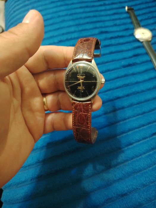 Ceas automatic și mecanic