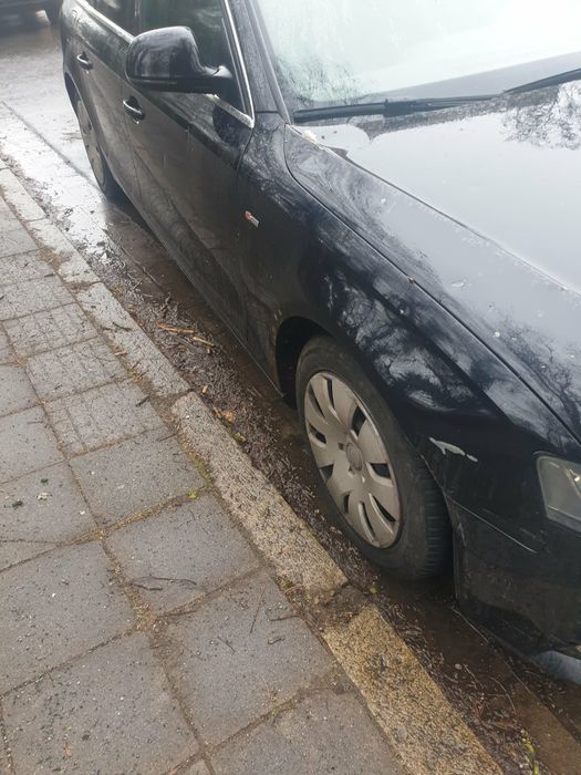 Vând audi A4 b8 2.0 tdi