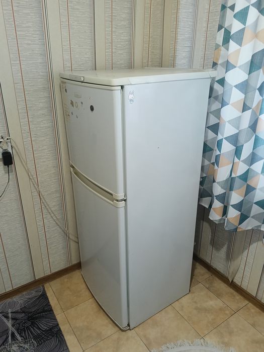 Холодильник бирюса