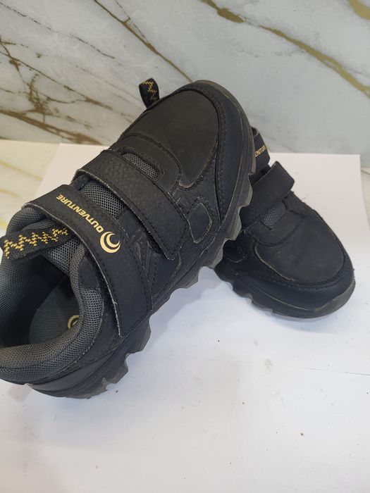 Продам красовки весна -осень на мальчика