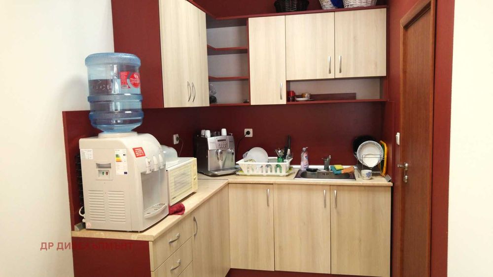 Дава се под наем Офис в София, Младост 1 - 170 кв.м за 1694.22 € - Снимка #11