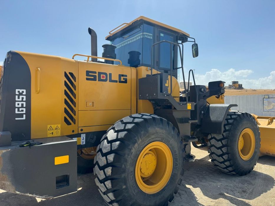 погрузчик фронтальный 3 кубовый