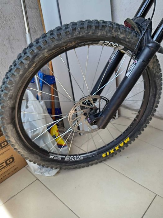Vand Fox 40 Performance elite + roata completa 27.5