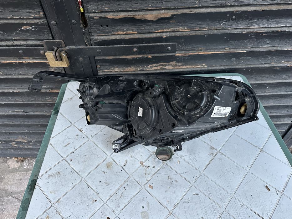 Opel Adam ляв фар 2012-2018