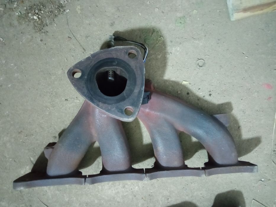 Продам выхлопной коллектор