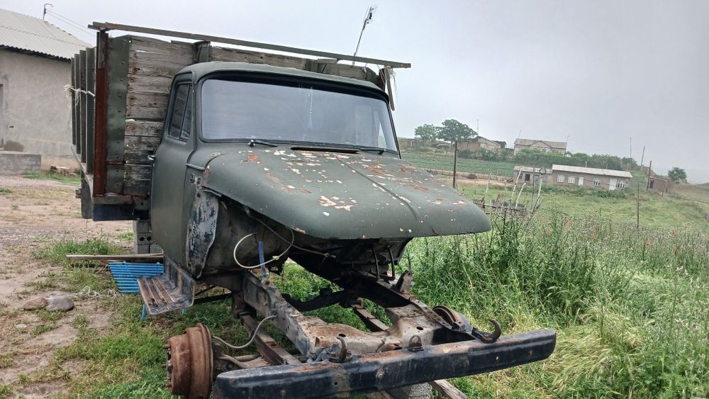 Gaz 53 sotiladi kelishamiz