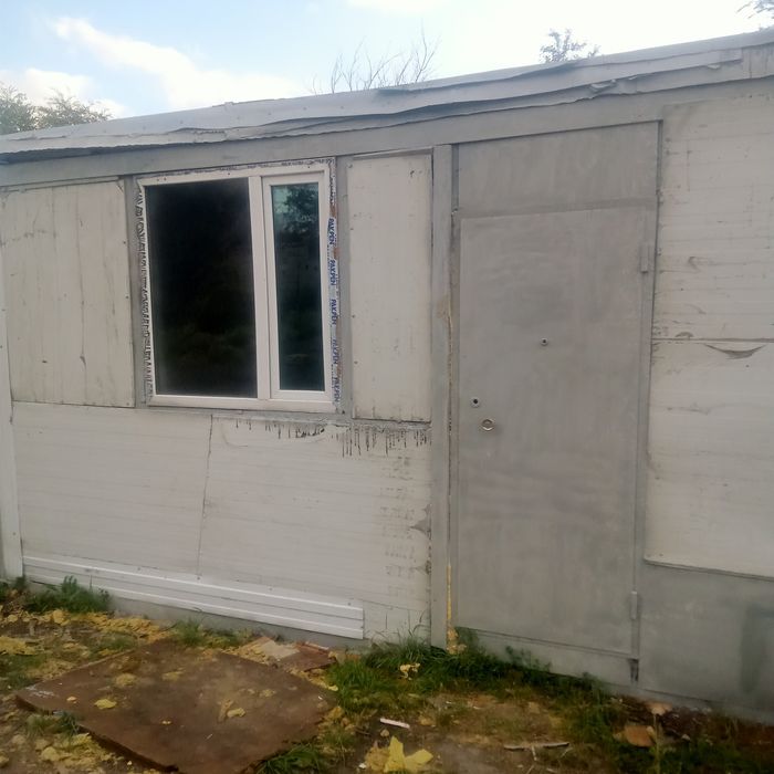 Продаю бытовку .