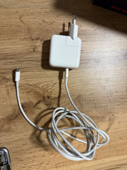 Macbook Air M1 за части