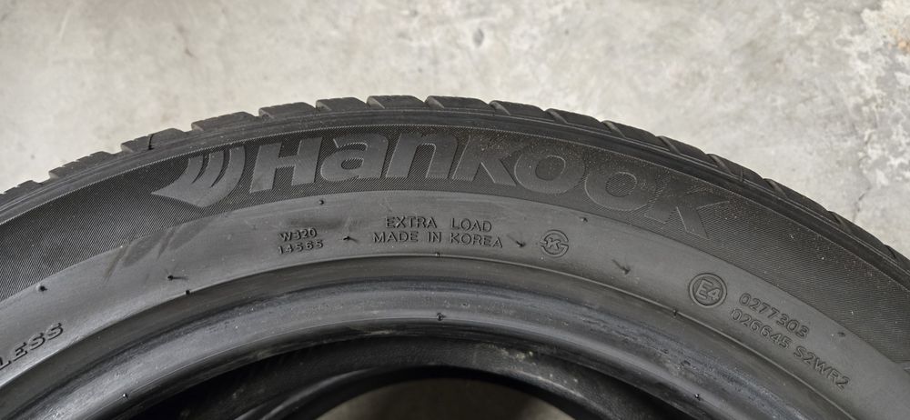2бр. 215/55R17 Hankook Winter i*cept evo 2