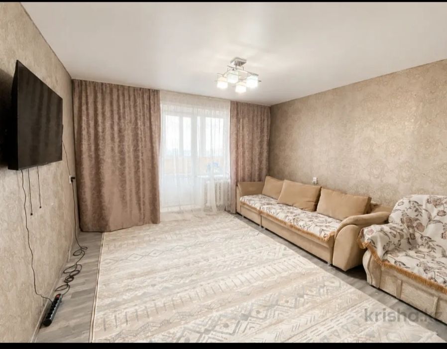 СРОЧНО продам 3 комн. улучшенную квартиру
