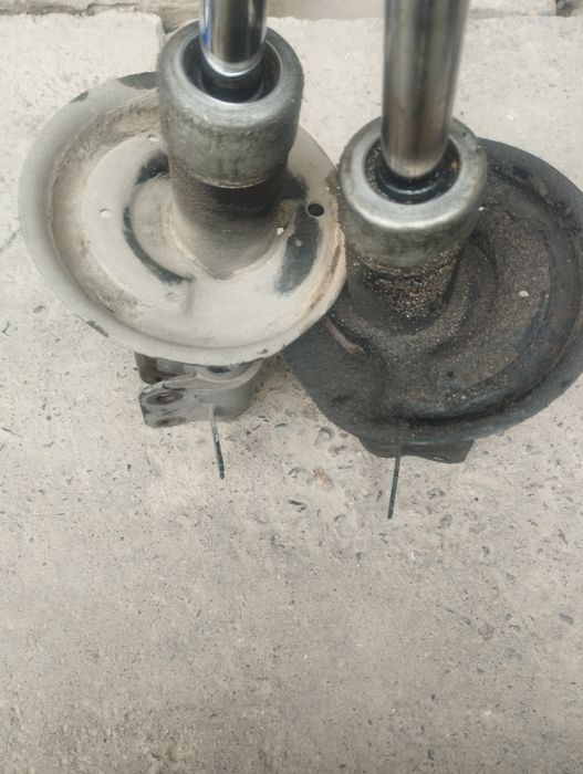 Амортизаторы GM Chevrolet Spark M300 1.25 МКПП левый + правый оригинал