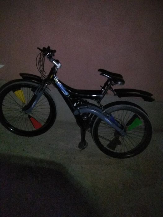 Velik rembo sotiladi