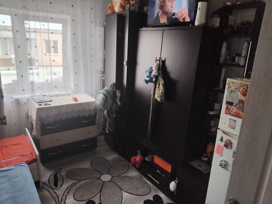 Vând garsoniera Mioveni