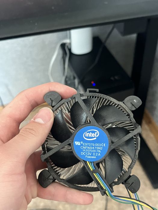 Intel i3-10100f ю+башня
