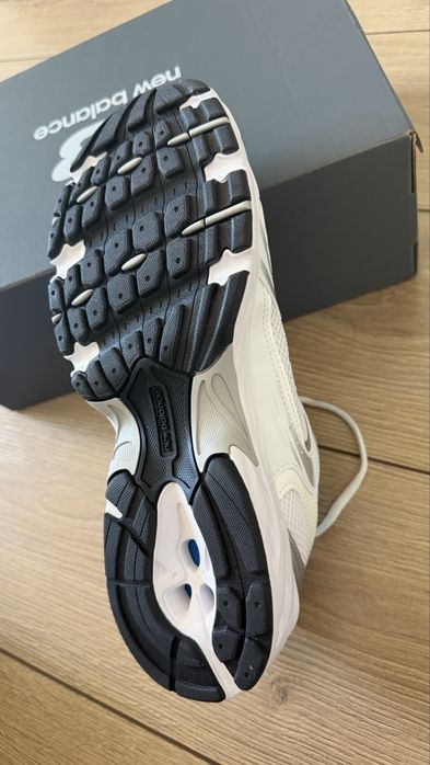 Продам кроссовки New Balance 530
