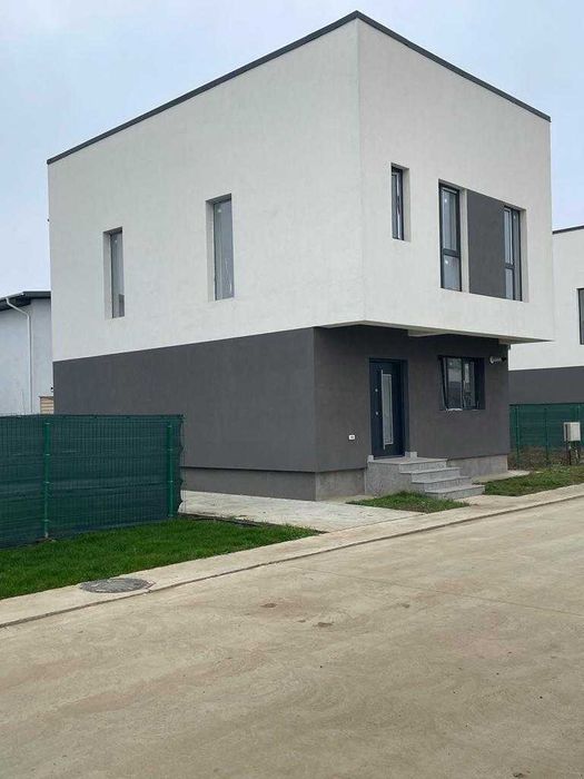 Case Tunari de Vanzare!FINISAJ DE LUX!
