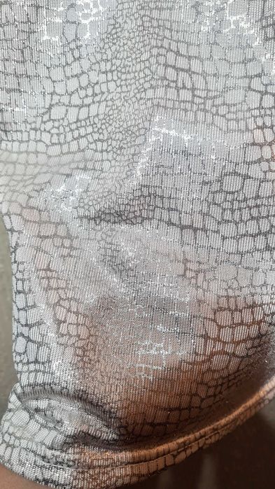 Дамска тениска металик лъскава